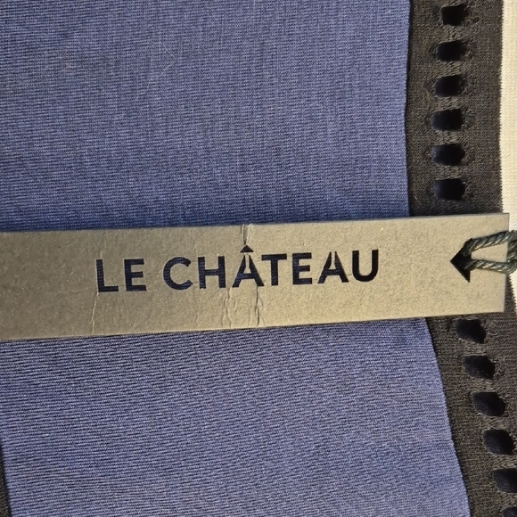 Le Chateau Navy Blue Top - Picture 5 of 5